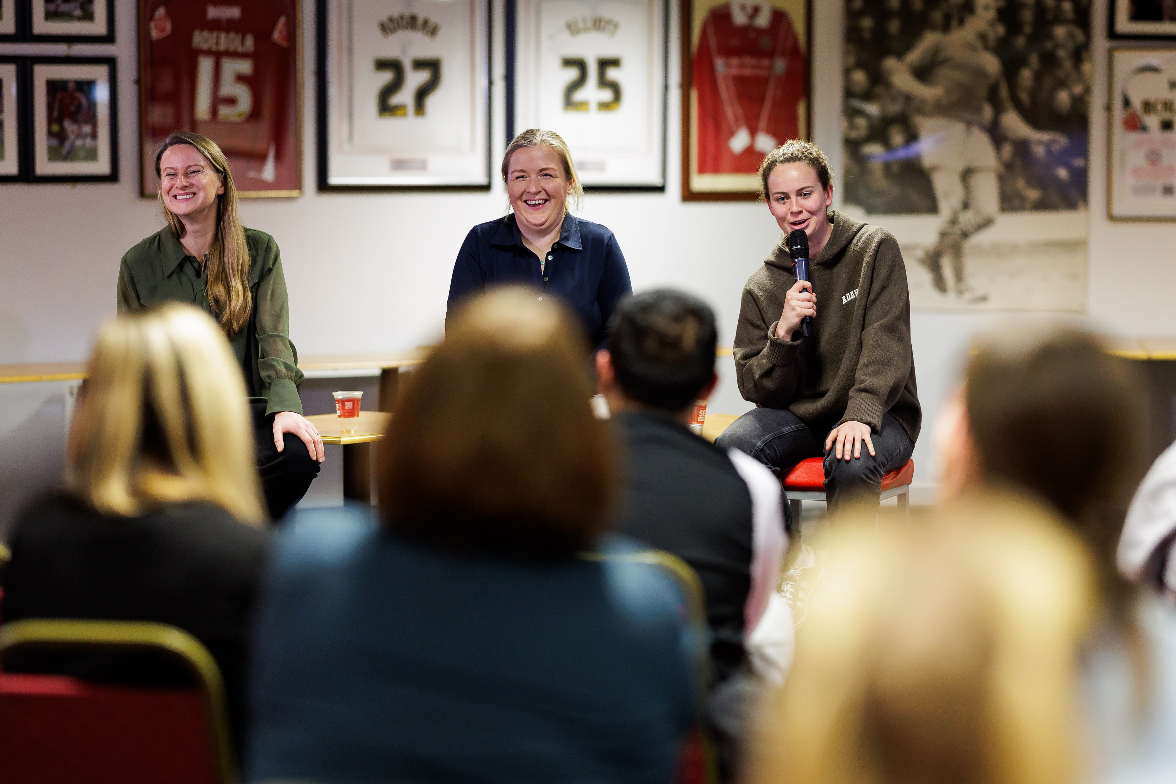 202060211_CityWomenFansForum_RT046
